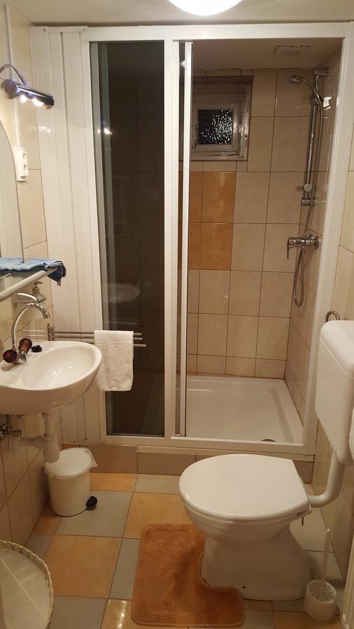 Hangulat Vendeghaz Apartmanok Oroshaza Bagian luar foto